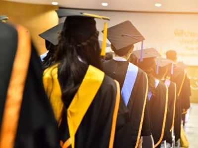 5 Inspiring Stories of Graduation to Motivate You