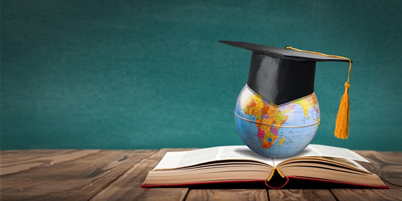 What to Consider When Choosing a Masters Program Abroad